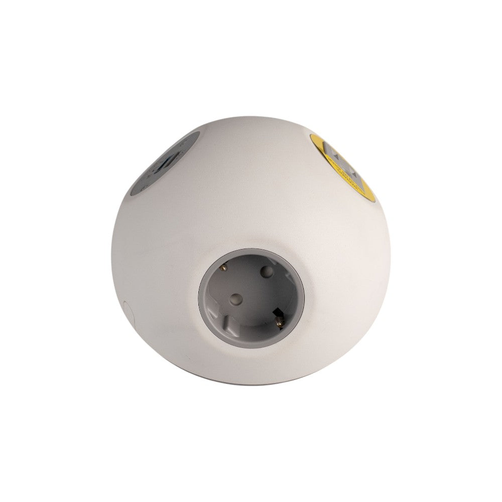 PLUTO Socket Unit 230V (1X DE, 1X US, 1X TUF A+C 25W) Base Entry White