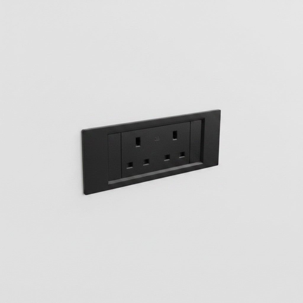 QIKFRAME25 Unit 230V (1X UK2G) Black