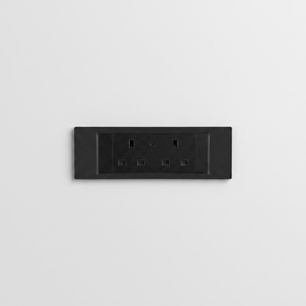 QIKFRAME25 Unit 230V (1X UK2G) Black