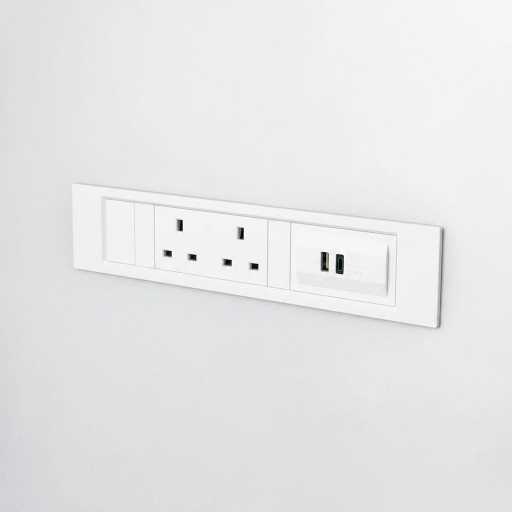 QIKFRAME45 Unit 230V (1X UK2G, 1X TUF A+C 65W) White